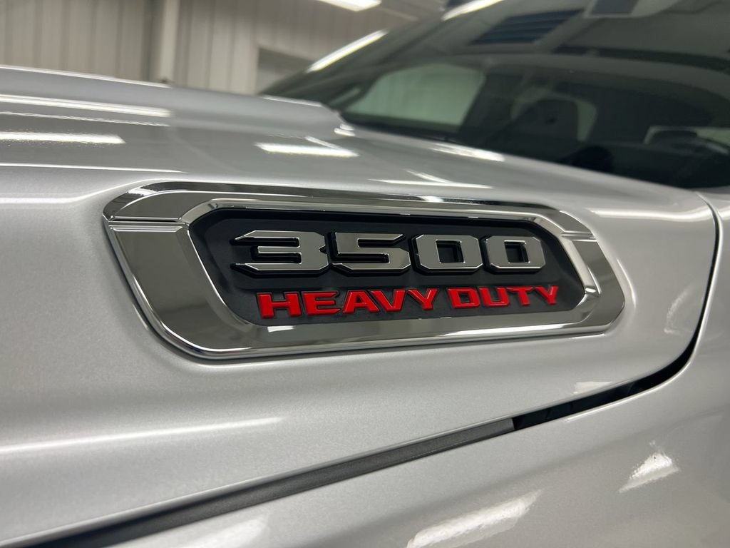 New 2026 RAM 3500 Tradesman AWD/4WD image 21