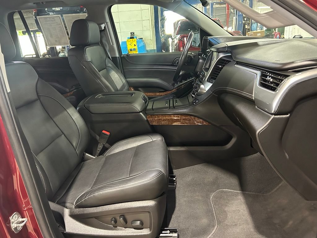 Used 2019 Chevrolet Tahoe Premier AWD/4WD image 45