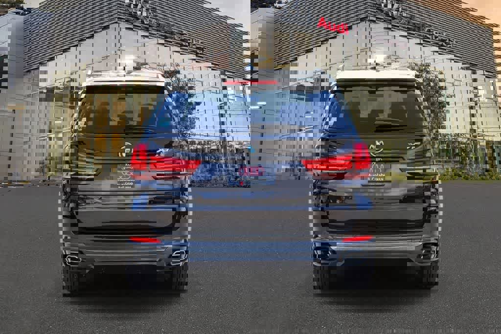 Used 2018 BMW X5 sDrive35i w/ M Sport Package image 3