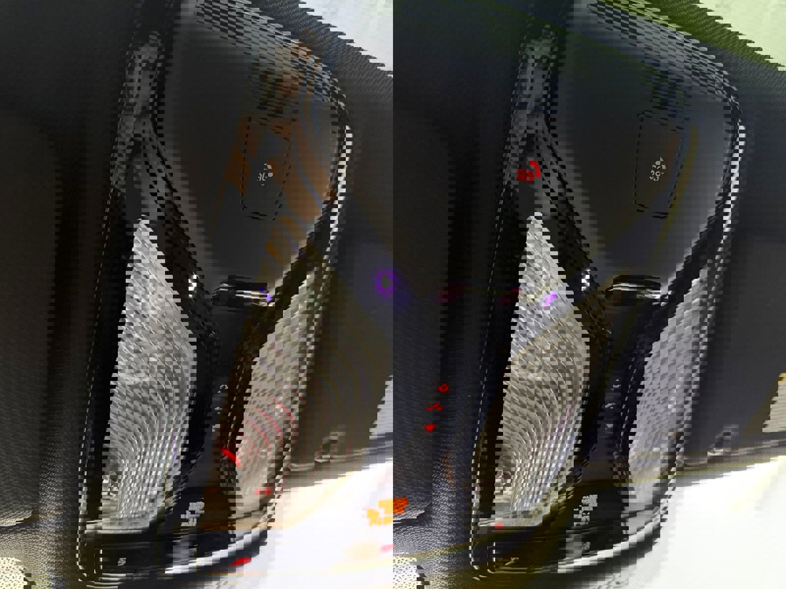 Used 2019 BMW 530e iPerformance w/ Convenience Package image 26