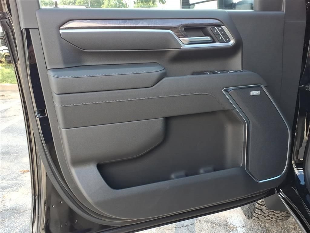 New 2026 Chevrolet Silverado 2500 LTZ w/ LTZ Plus Package AWD/4WD image 14
