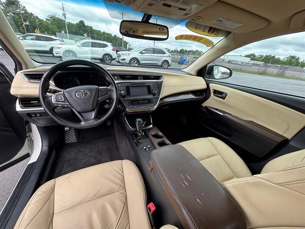 Used 2014 Toyota Avalon XLE Premium FWD image 18