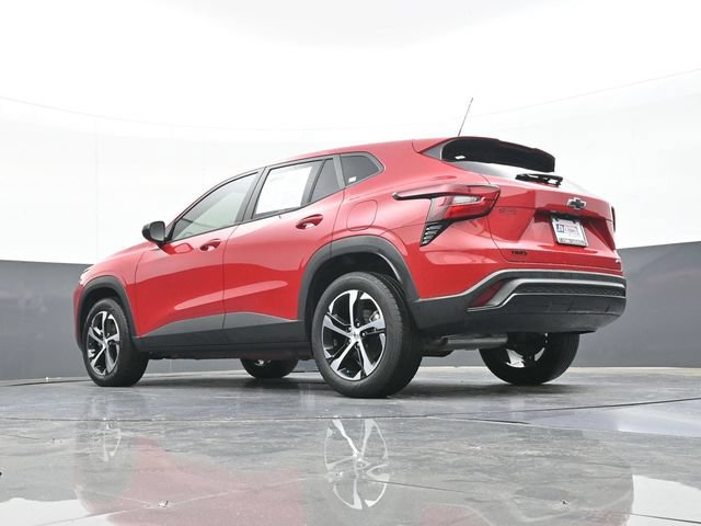 Used 2026 Chevrolet Trax RS FWD image 44