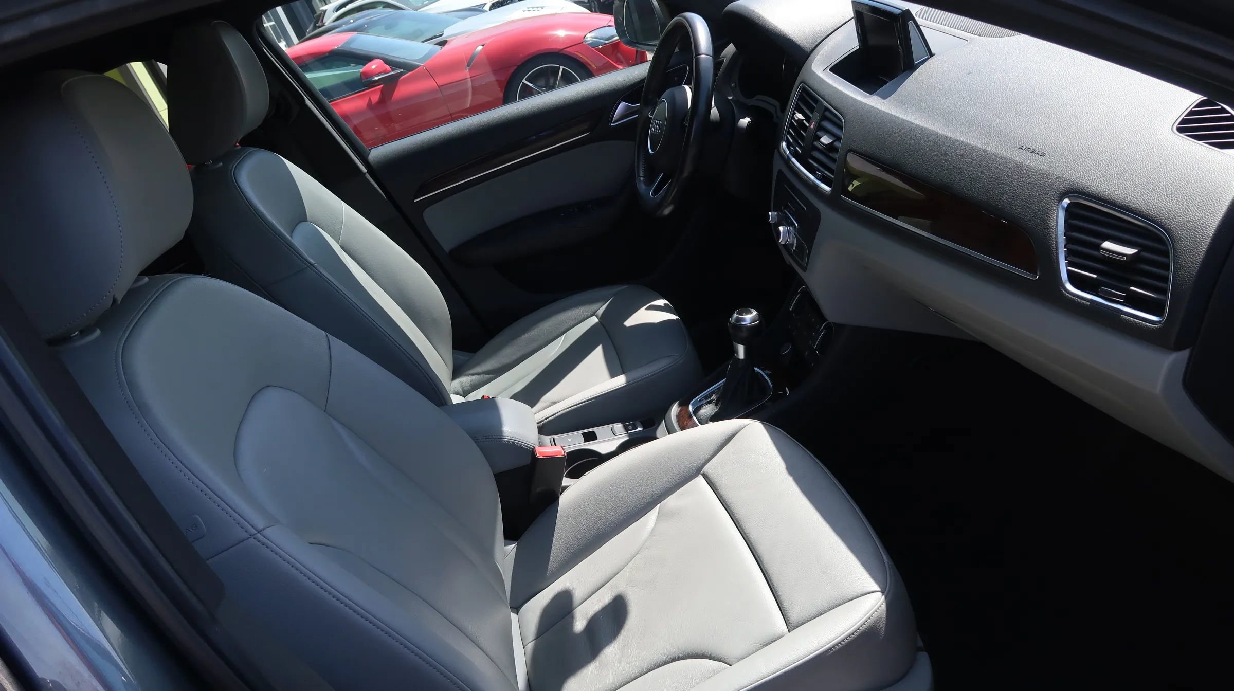 Used 2016 Audi Q3 2.0T Premium Plus w/ Technology Package FWD image 26