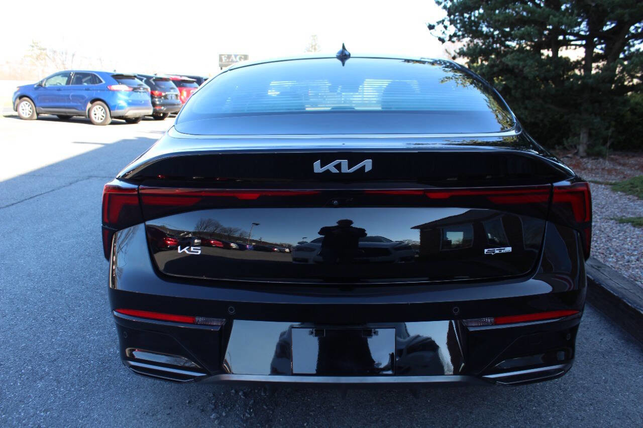 Used 2025 Kia K5 GT-Line w/ GT-Line Premium Package FWD image 11