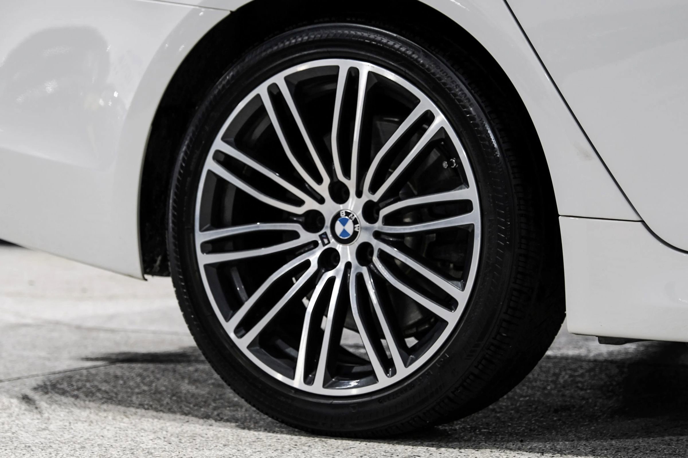 Used 2018 BMW 540i w/ M Sport Package RWD image 69