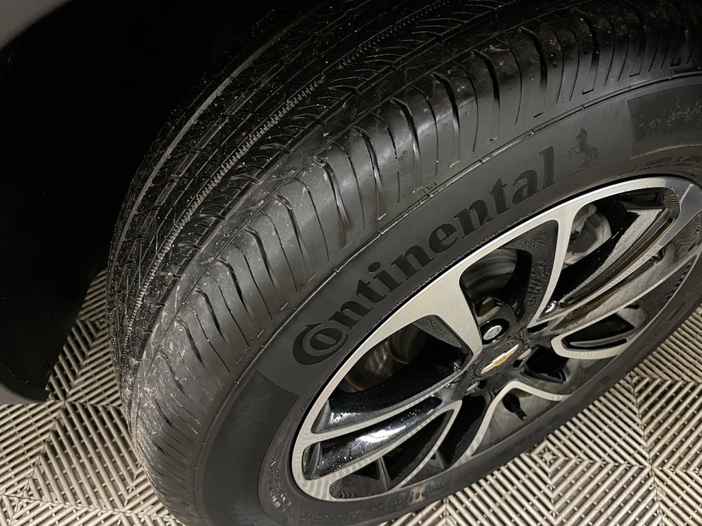 Certified 2025 Chevrolet TrailBlazer LT w/ Convenience Package FWD image 48