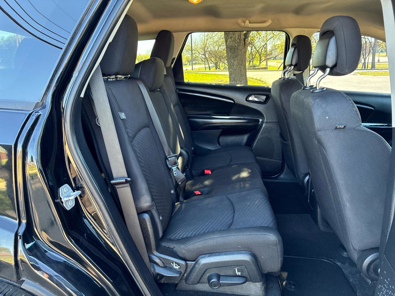 Used 2018 Dodge Journey SE w/ Blacktop Package image 27