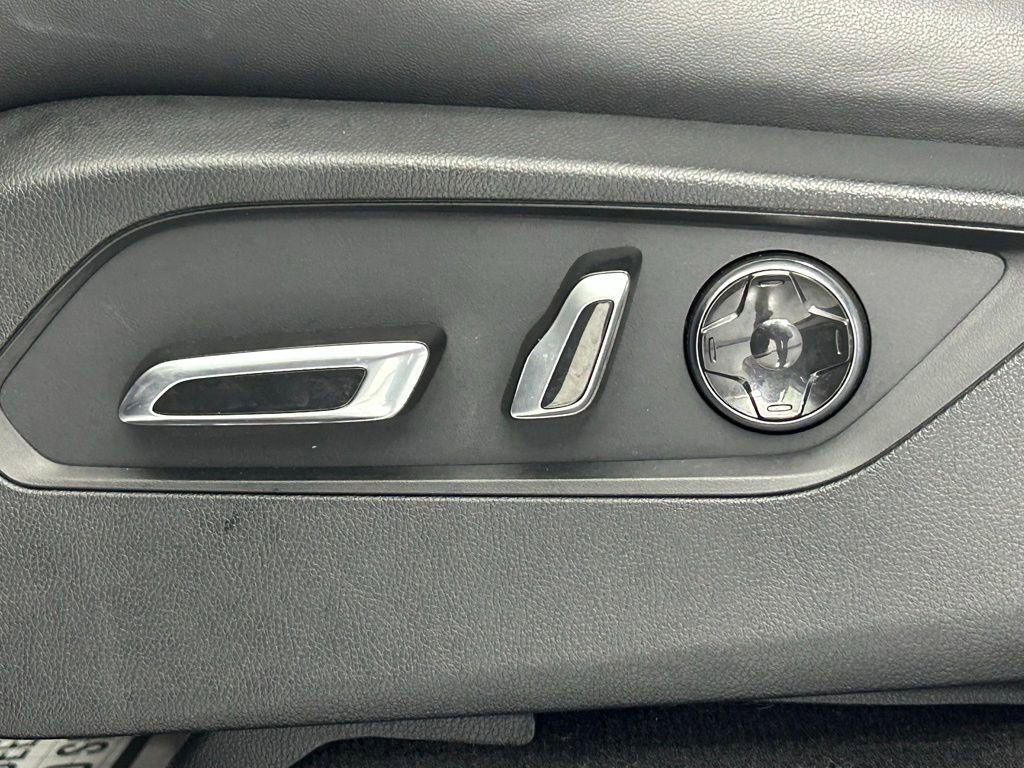 Used 2023 Acura MDX SH-AWD w/ Technology Package image 34