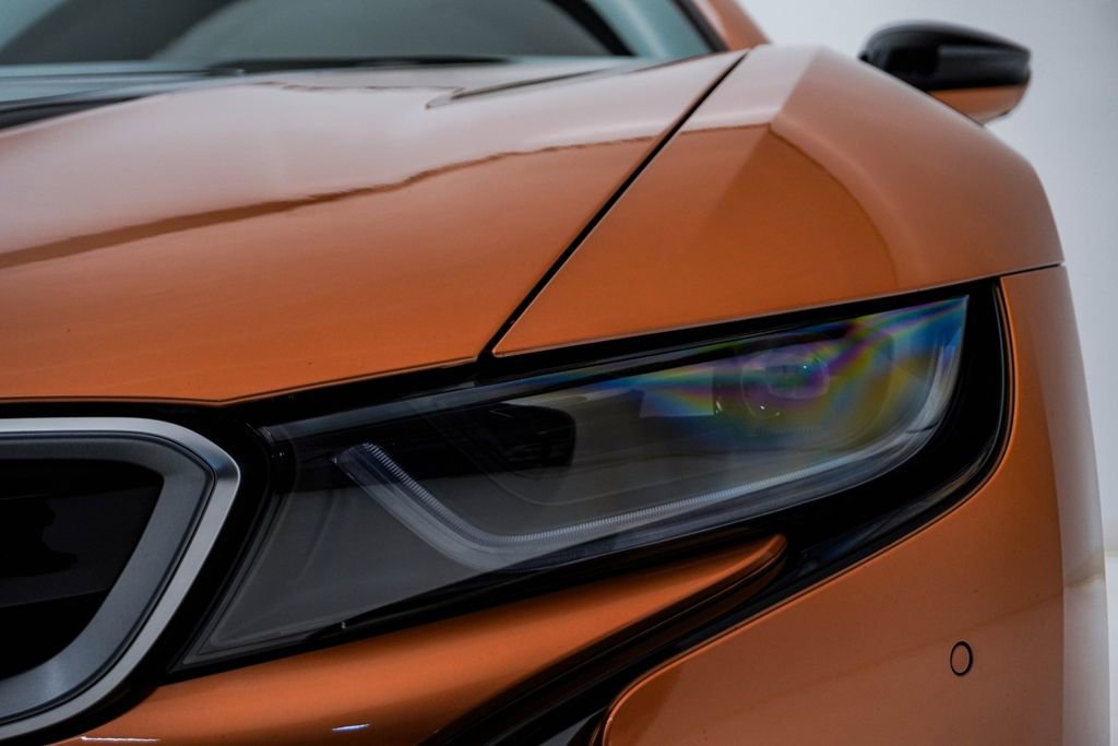 Used 2019 BMW i8 Base image 6