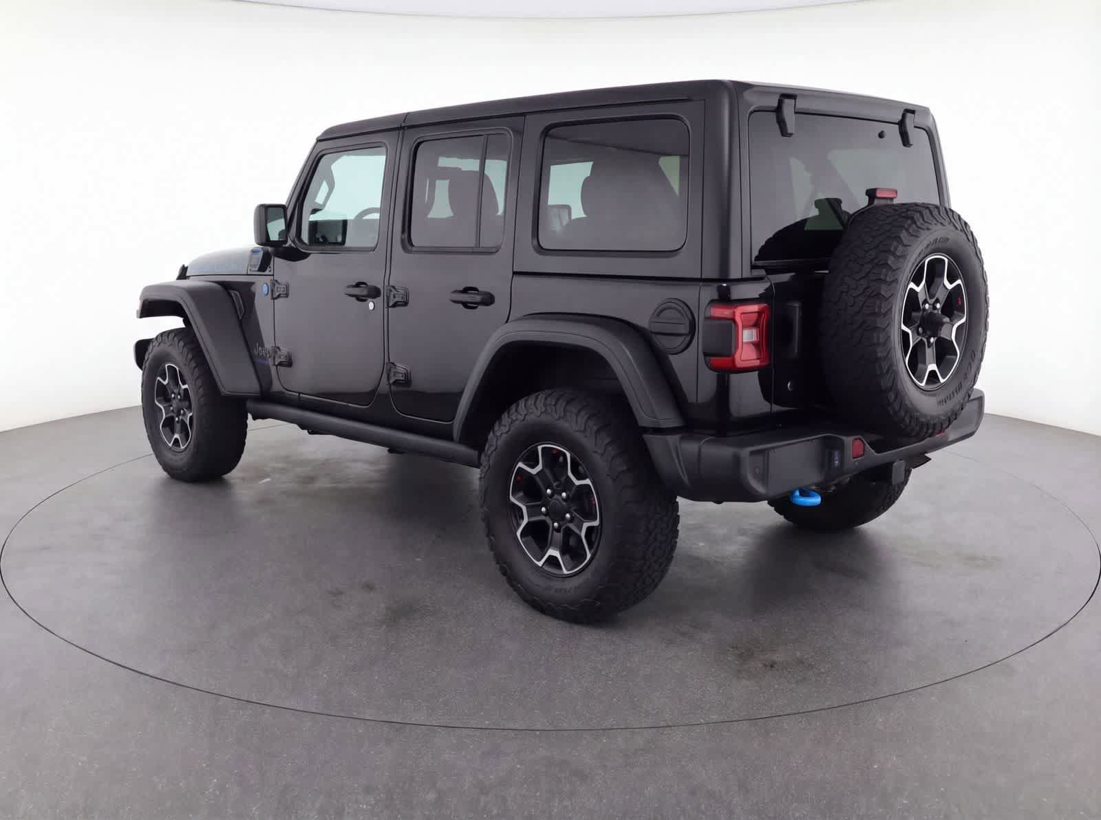Used 2022 Jeep Wrangler Unlimited Rubicon 4xe w/ Safety Group image 3