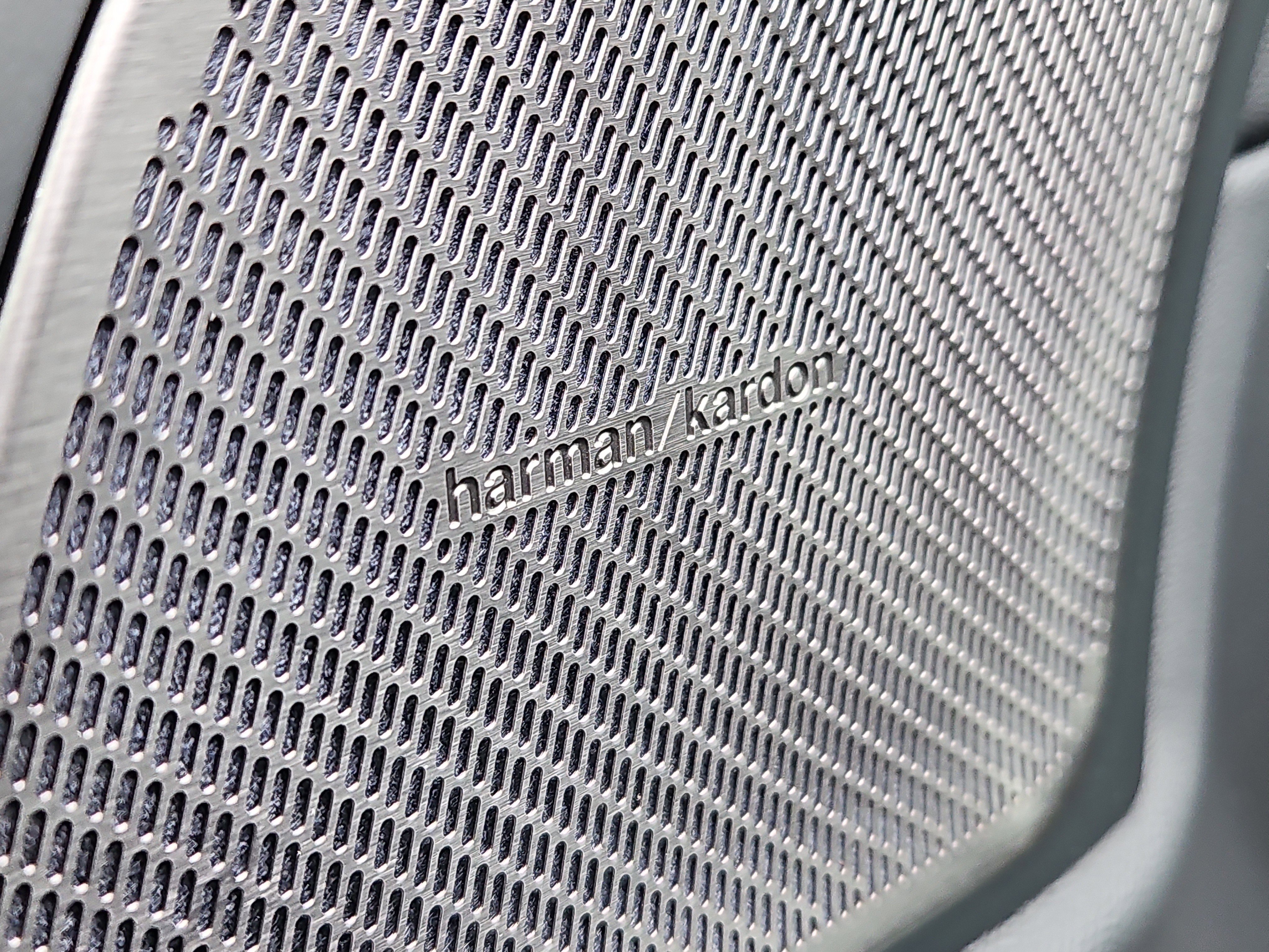 New 2026 Volvo XC60 B5 Ultra w/ Protection Package Premier image 9