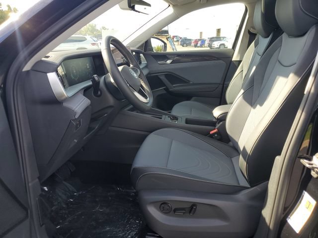 New 2026 Volkswagen Tiguan SE AWD/4WD image 17