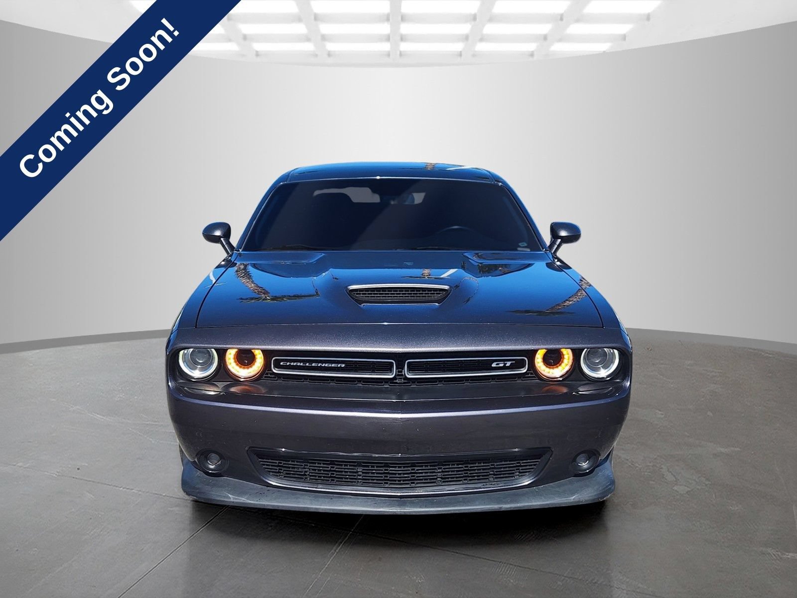 Used 2022 Dodge Challenger GT RWD image 2
