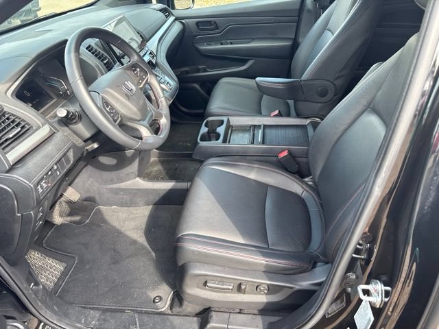Used 2024 Honda Odyssey Sport image 5