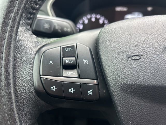 Used 2021 Ford Escape SE w/ SE Sport Appearance Package FWD image 17
