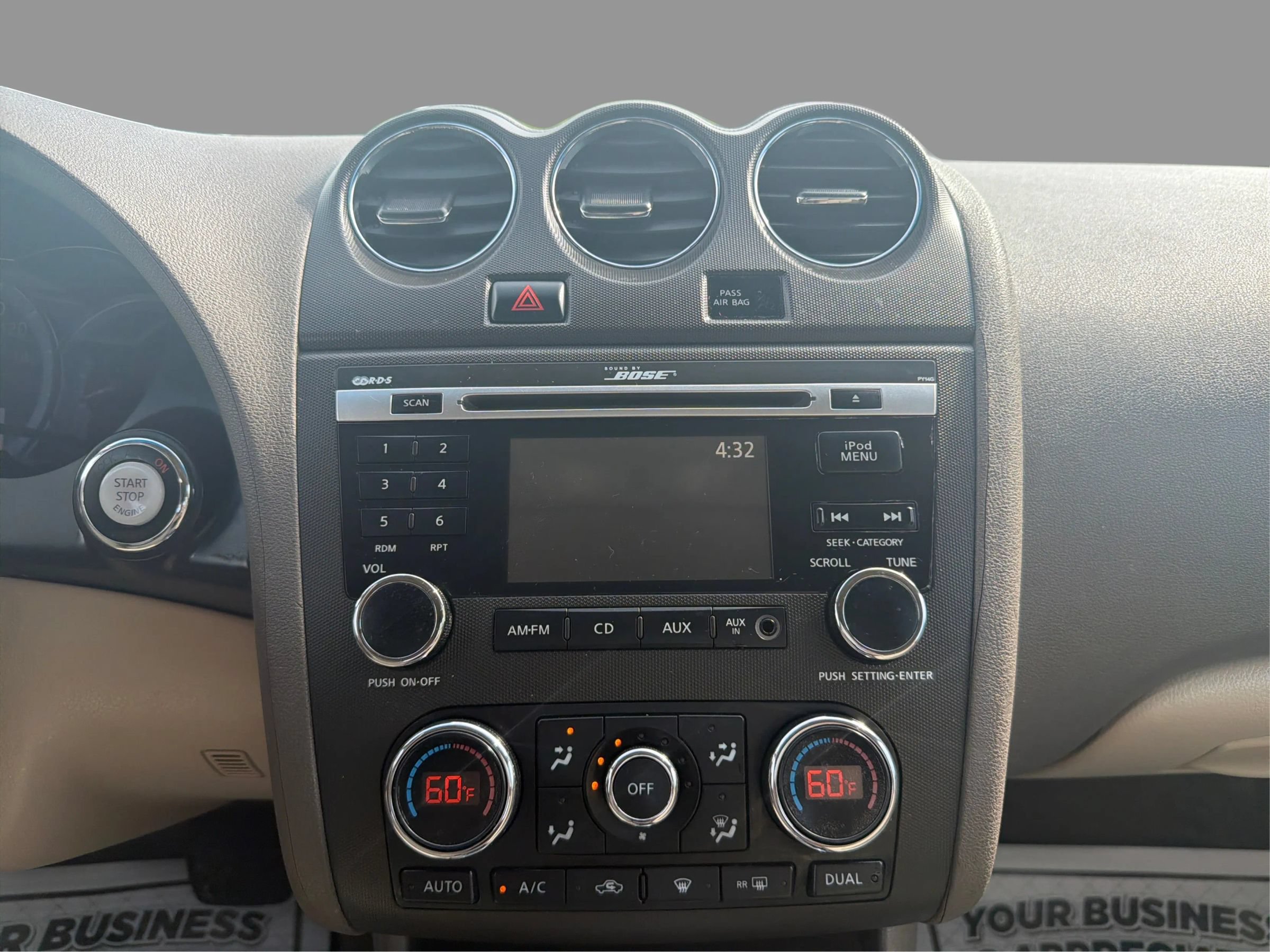 Used 2010 Nissan Altima 2.5 S w/ Premium Pkg FWD image 15