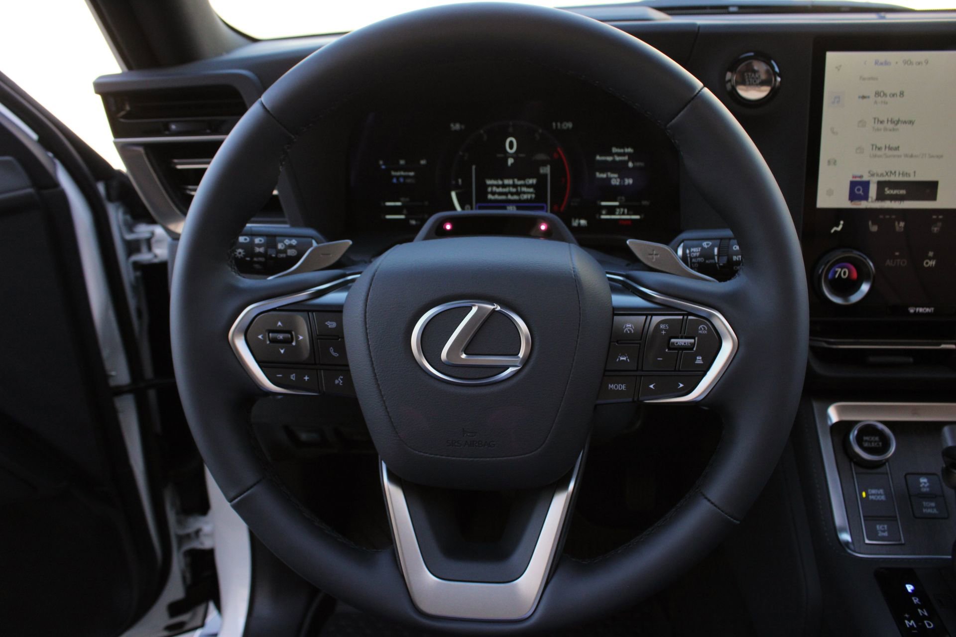 Used 2026 Lexus GX 550 w/ Cold Area Package image 11