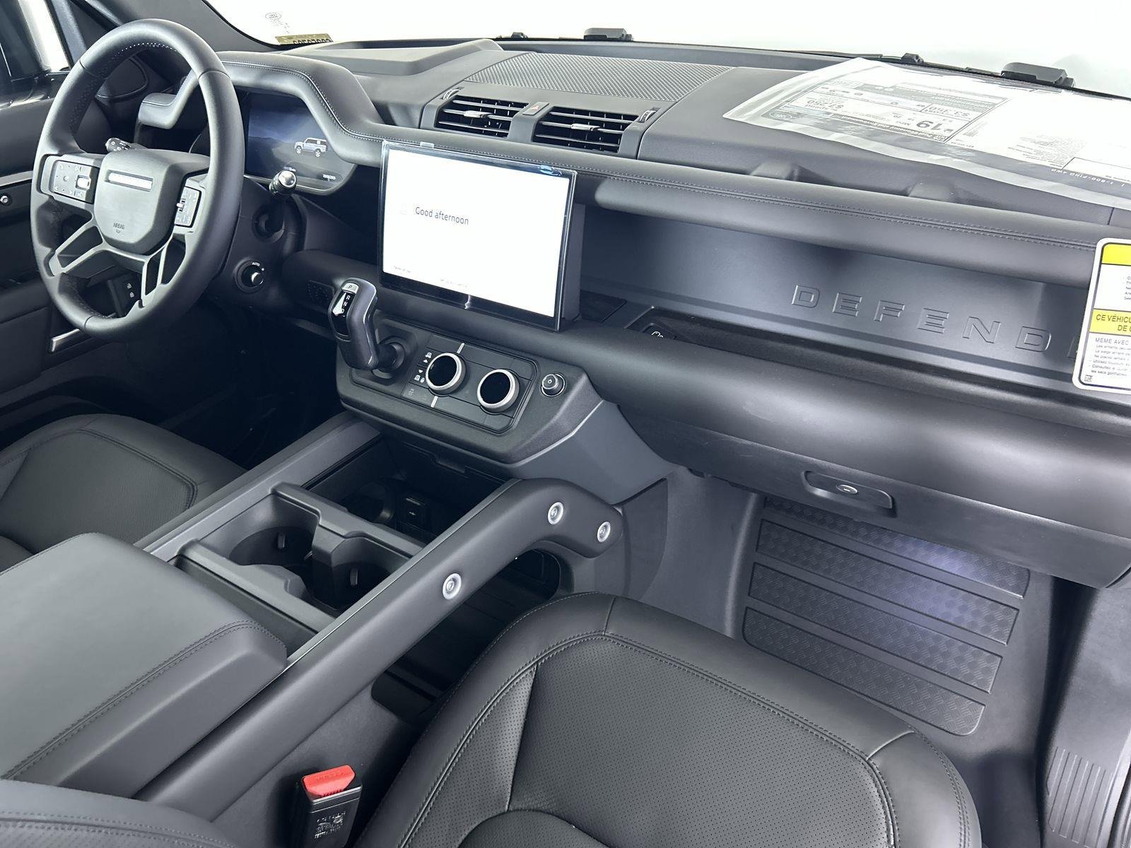 New 2025 Land Rover Defender 130 X-Dynamic SE image 35