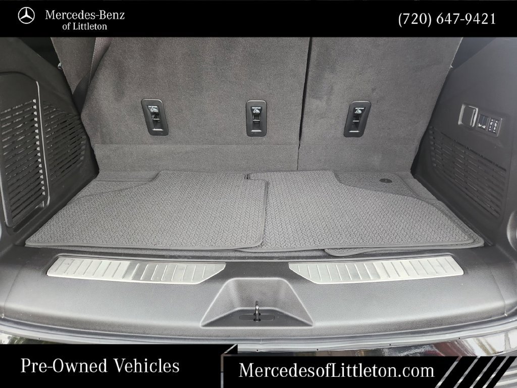 Used 2024 GMC Yukon Denali w/ Advanced Technology Package AWD/4WD image 30