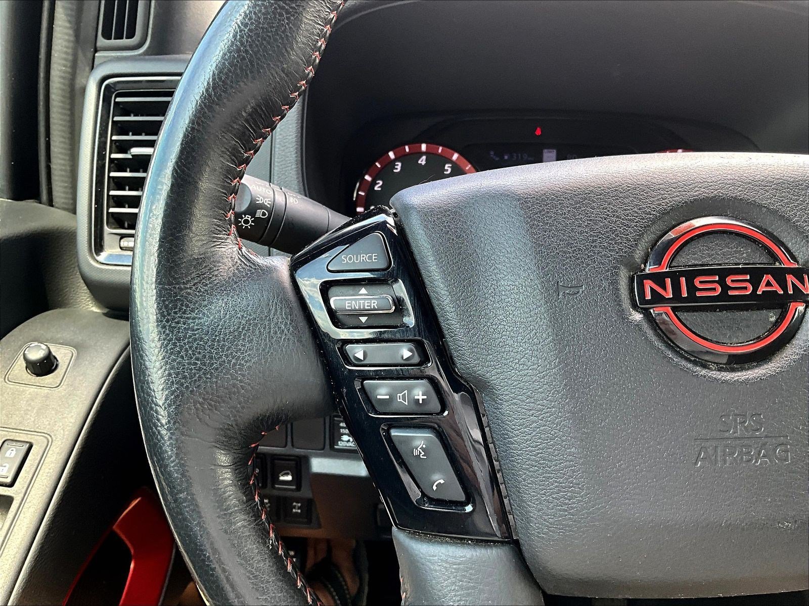 Used 2023 Nissan Frontier PRO-4X w/ Pro-4X Premium Package AWD/4WD image 11