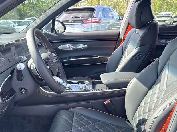 New 2026 Genesis GV70 3.5T Sport Prestige AWD/4WD image 15