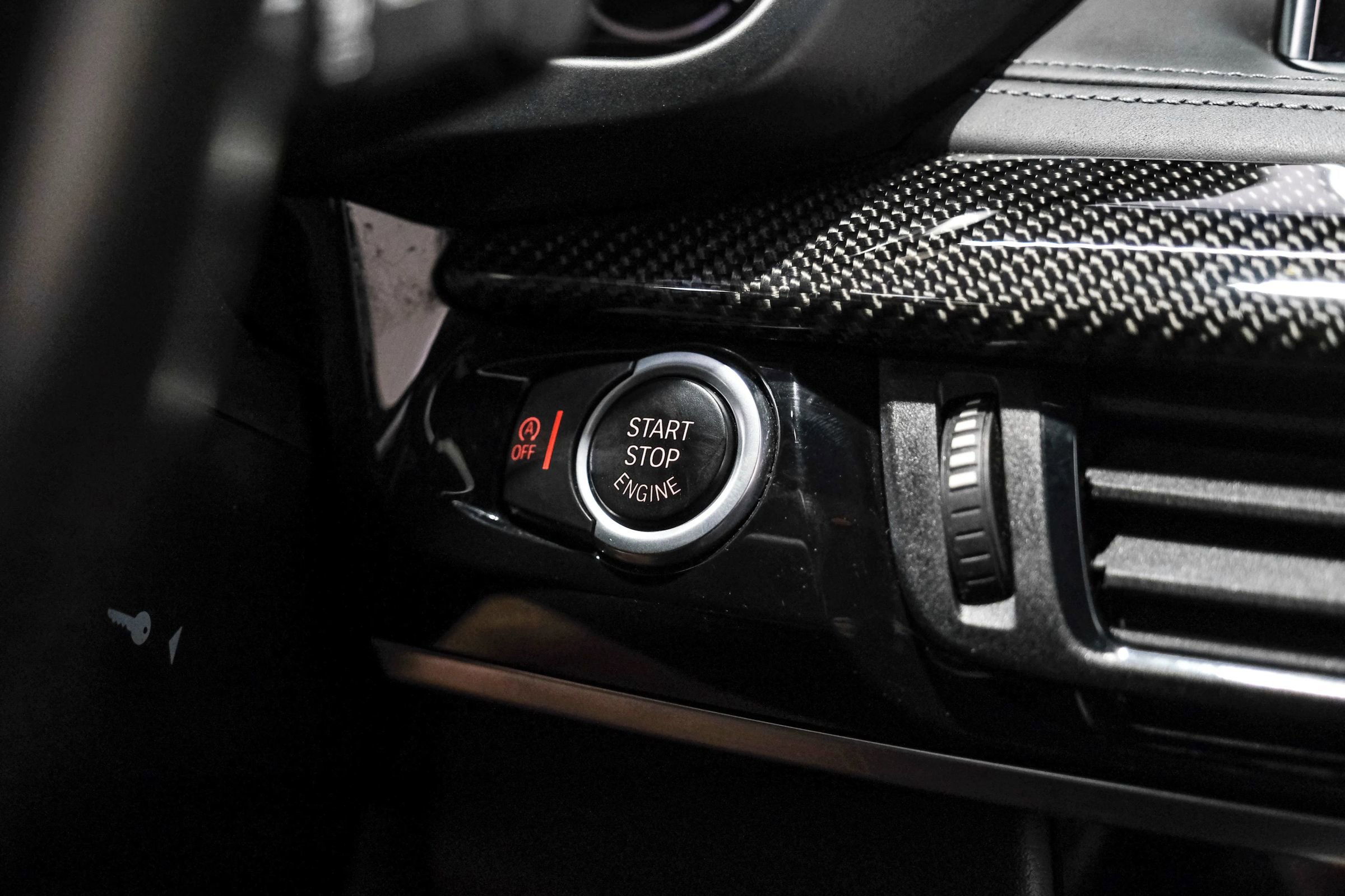 Used 2018 BMW X5 M image 18