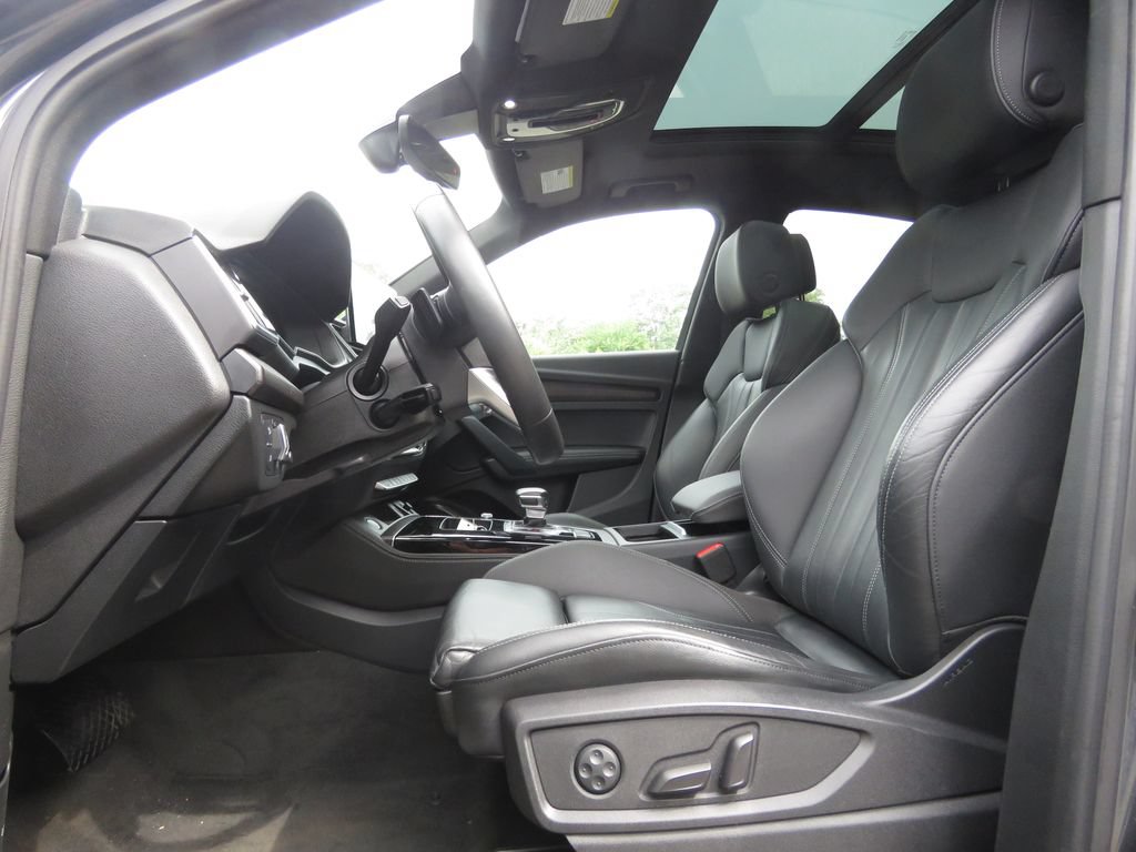 Used 2022 Audi Q5 2.0T Premium Plus AWD/4WD image 10