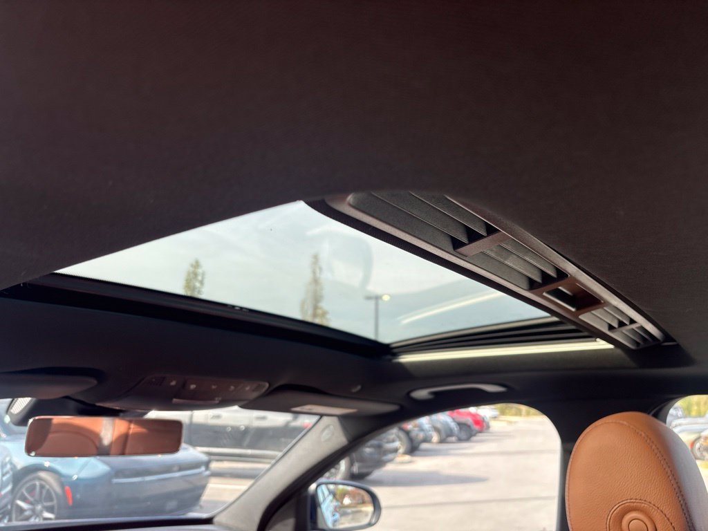 Used 2021 Mercedes-Benz C 300 Sedan image 19