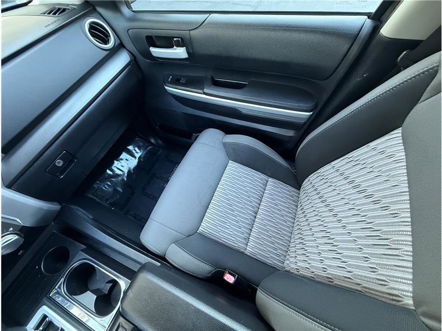 Used 2014 Toyota Tundra SR5 image 11