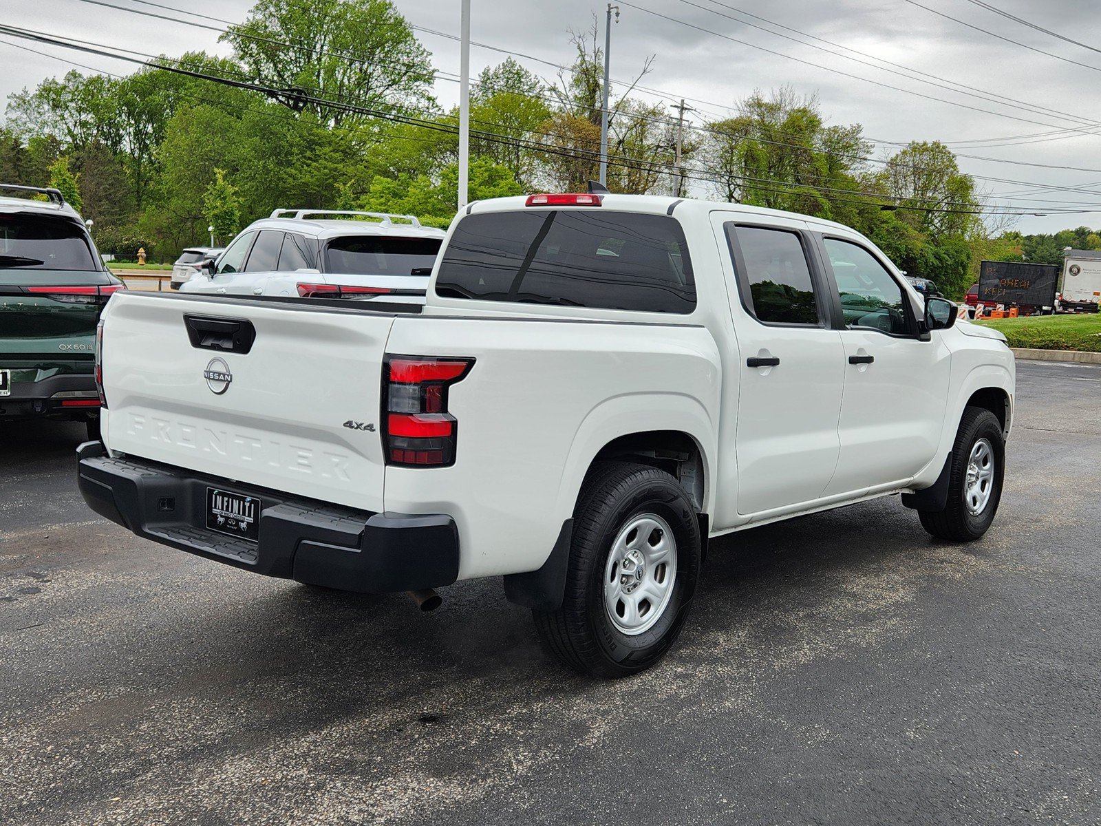 Used 2024 Nissan Frontier S AWD/4WD image 4