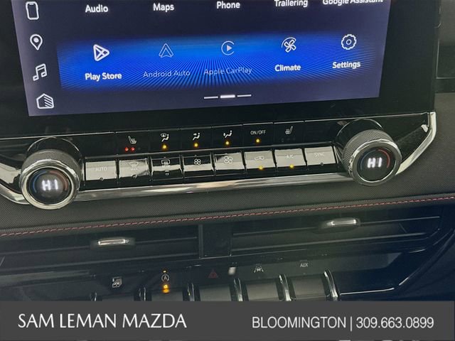 Used 2023 Chevrolet Colorado Z71 w/ Z71 Convenience Package 2 image 15