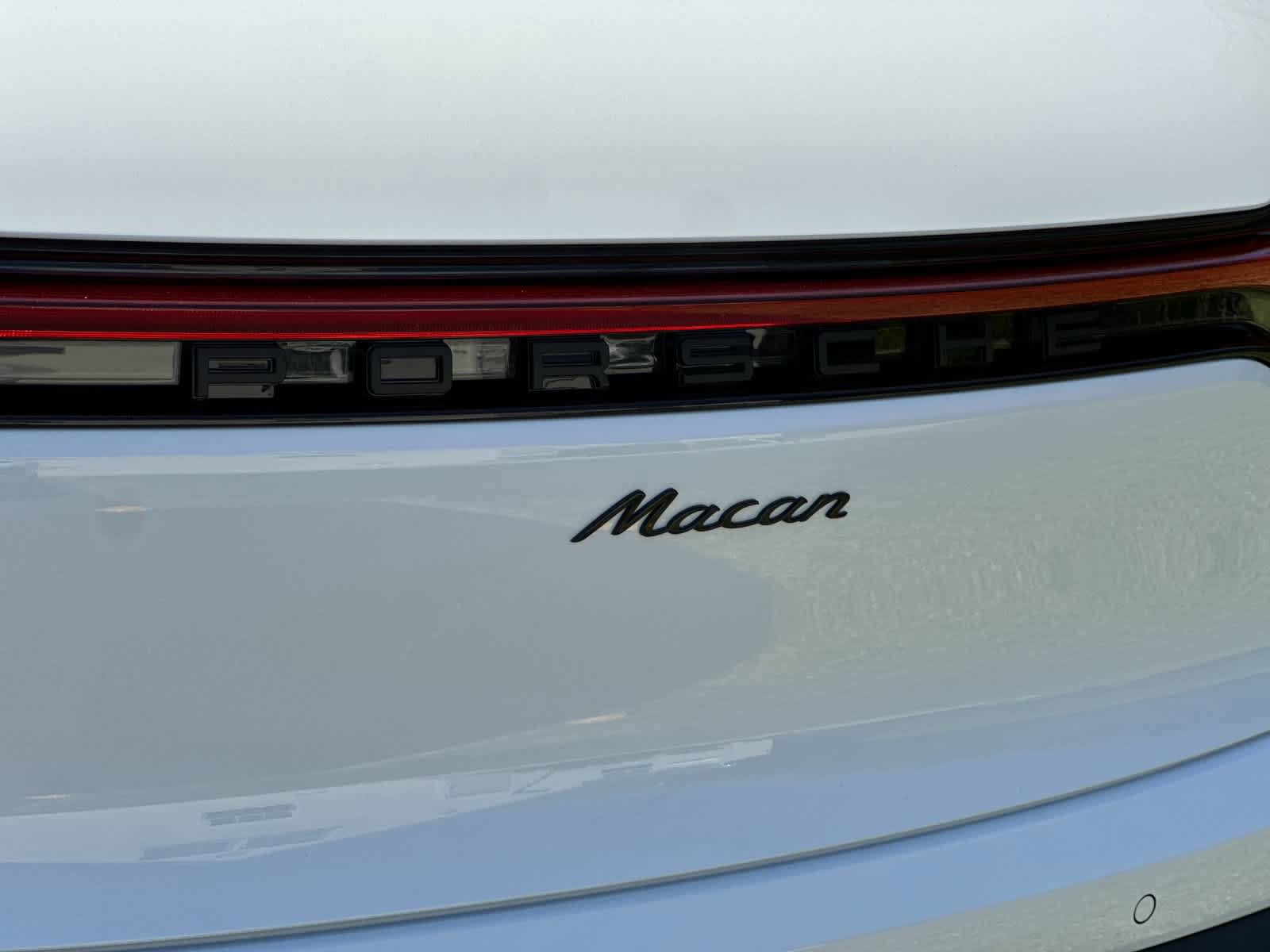 New 2026 Porsche Macan AWD/4WD image 32
