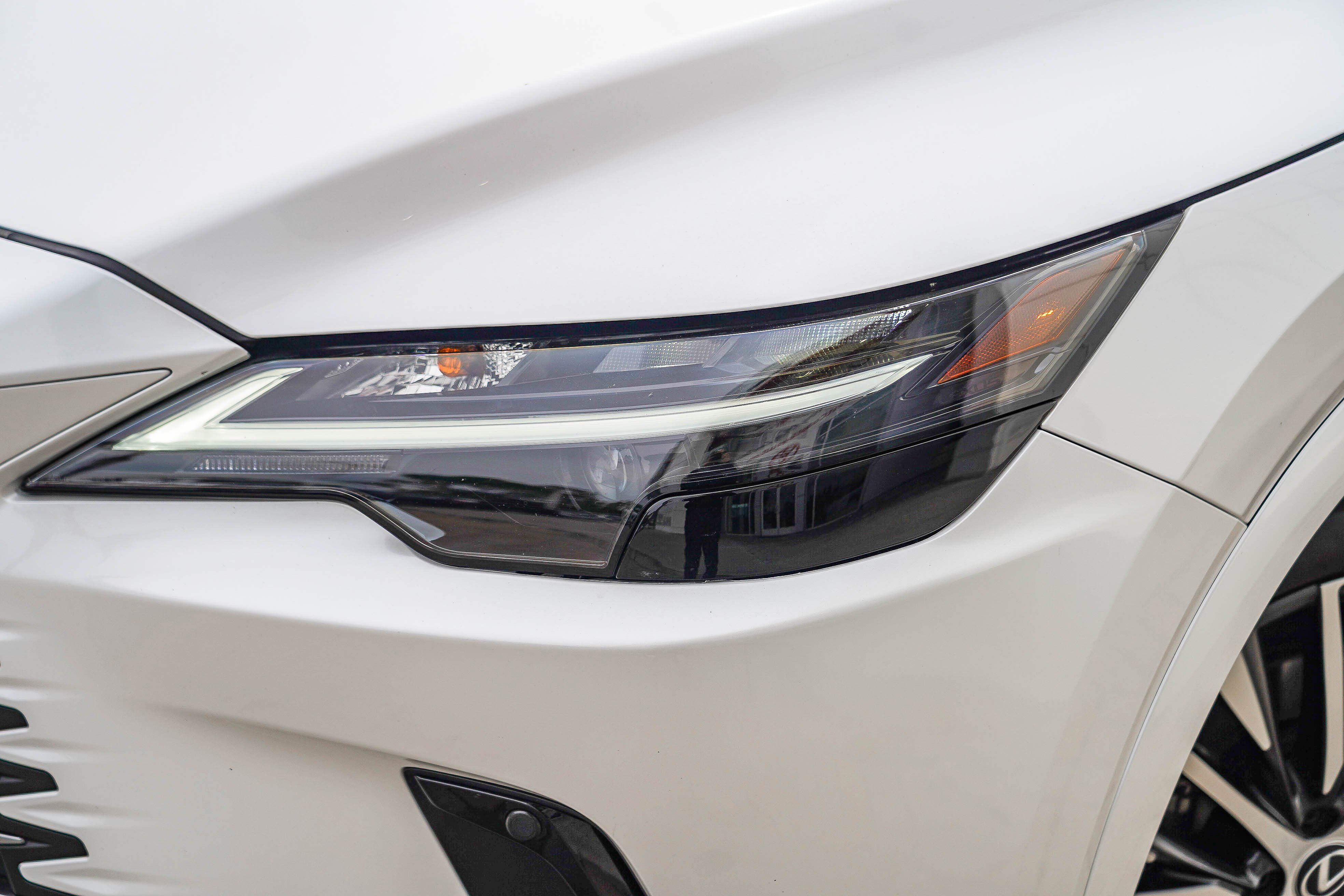 Used 2023 Lexus RX 350 Premium Plus w/ Cold Area Package image 2