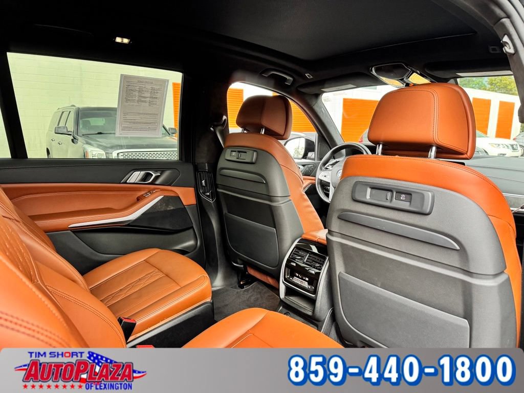 Used 2022 BMW X7 xDrive40i w/ Executive Package AWD/4WD image 47