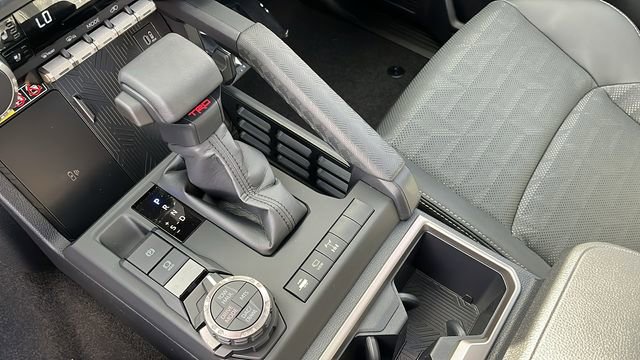 New 2026 Toyota 4Runner TRD Off-Road Premium AWD/4WD image 14