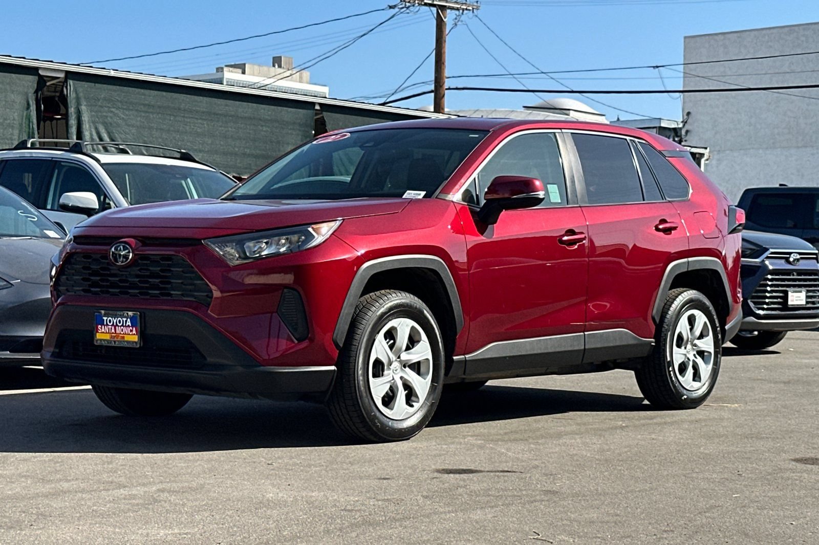 Used 2022 Toyota RAV4 LE AWD/4WD image 8