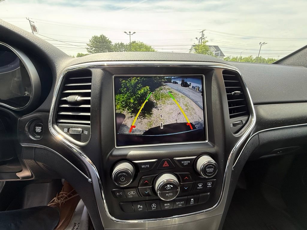 Used 2018 Jeep Grand Cherokee Limited AWD/4WD image 10