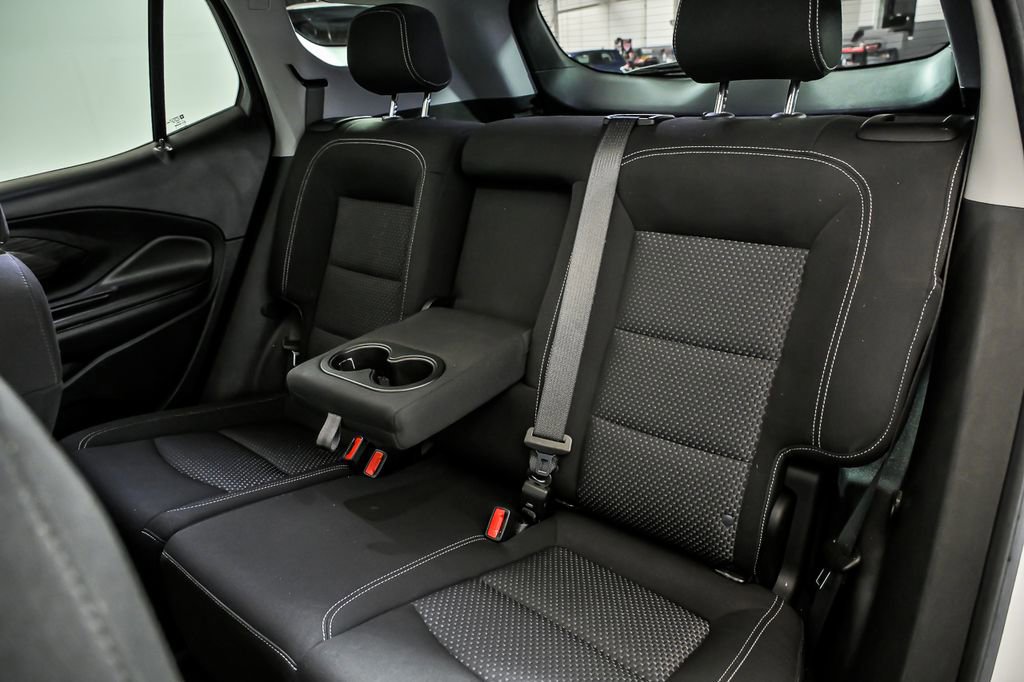 Used 2022 GMC Terrain SLE w/ Driver Convenience Package image 15