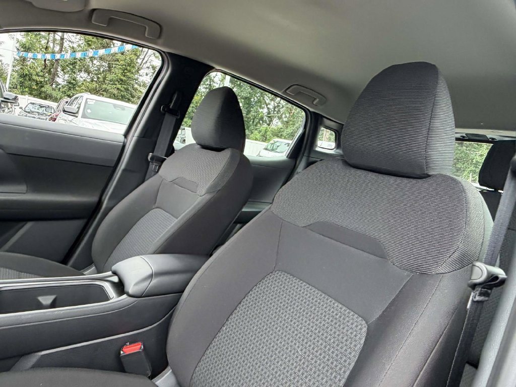 Used 2025 Nissan Kicks S w/ Interior Electronics Package AWD/4WD image 16
