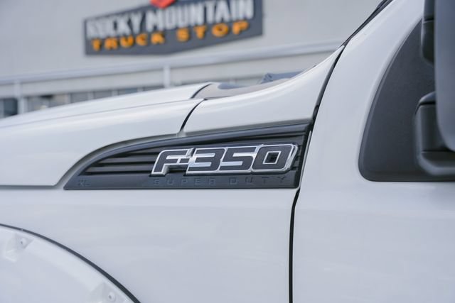 Used 2015 Ford F350 XL w/ Power Equipment Group AWD/4WD image 17