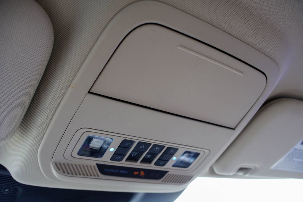 Used 2021 Ford Explorer XLT w/ Equipment Group 202A image 23