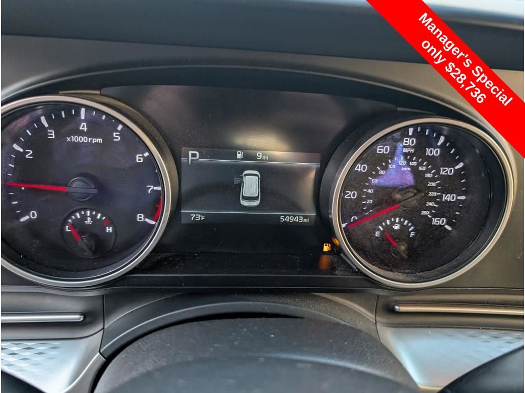 Used 2024 Kia Carnival LX image 17