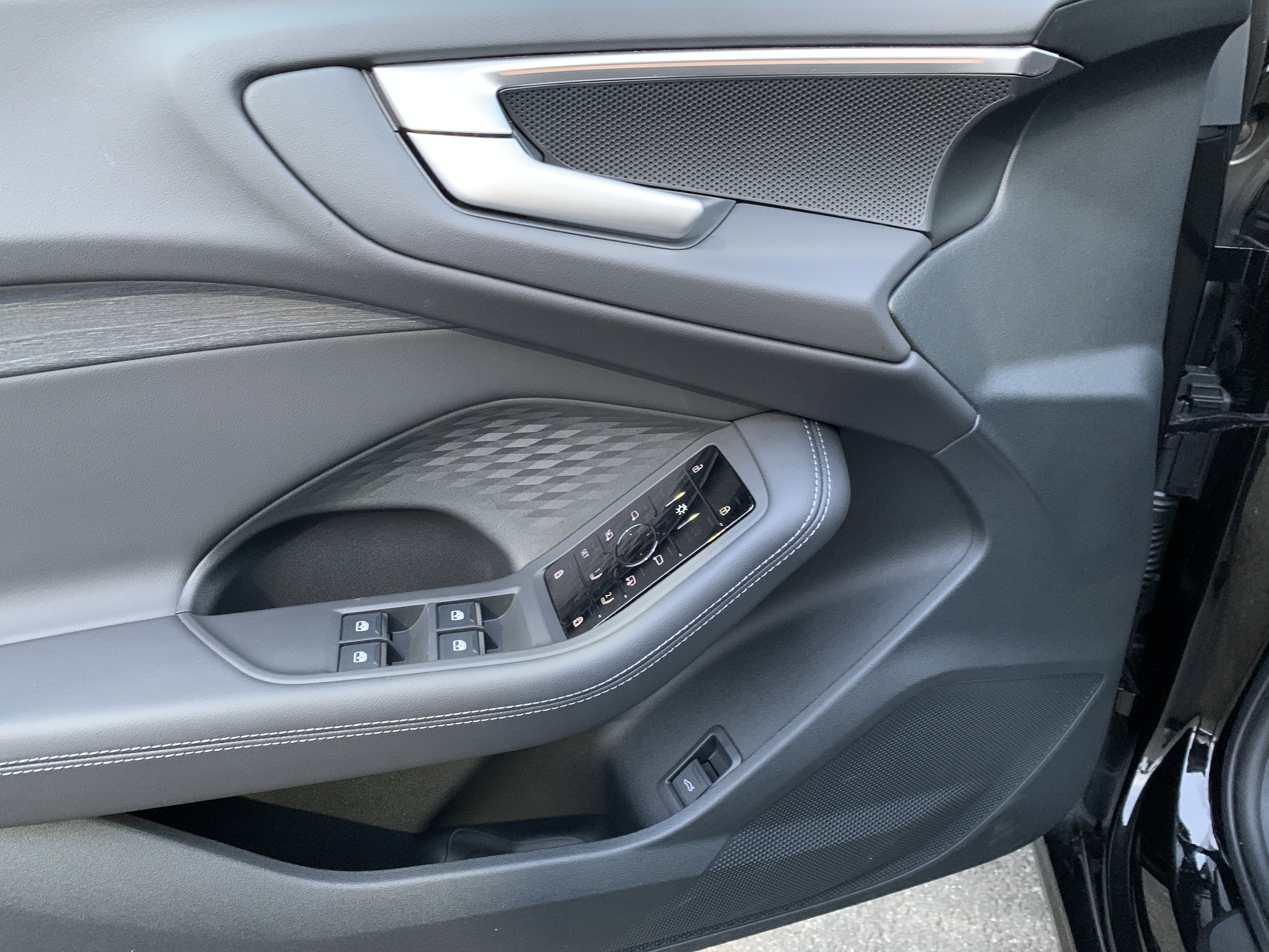 Certified 2025 Audi A5 2.0T Premium w/ Convenience Package image 10