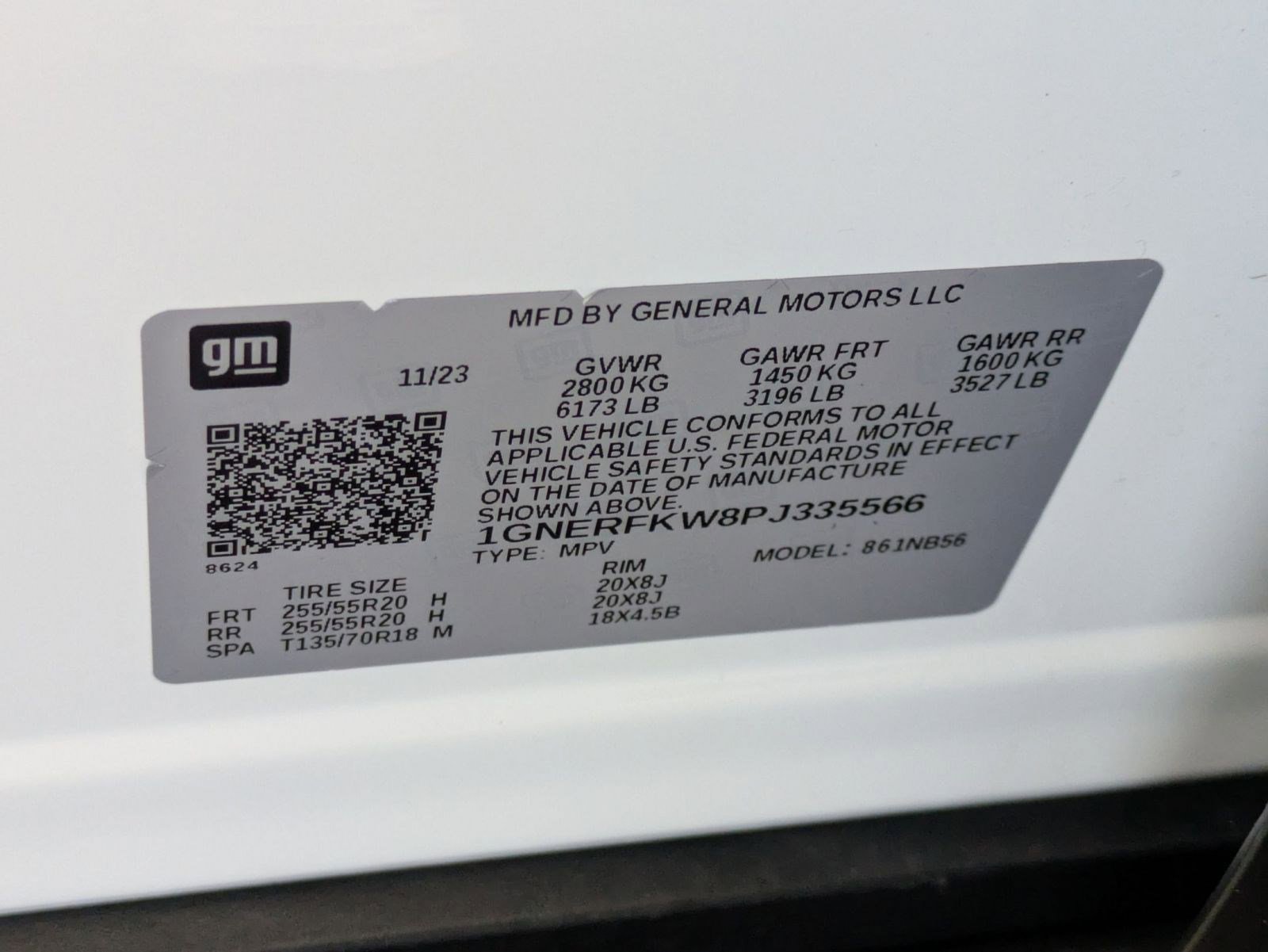 Used 2023 Chevrolet Traverse LS FWD image 30