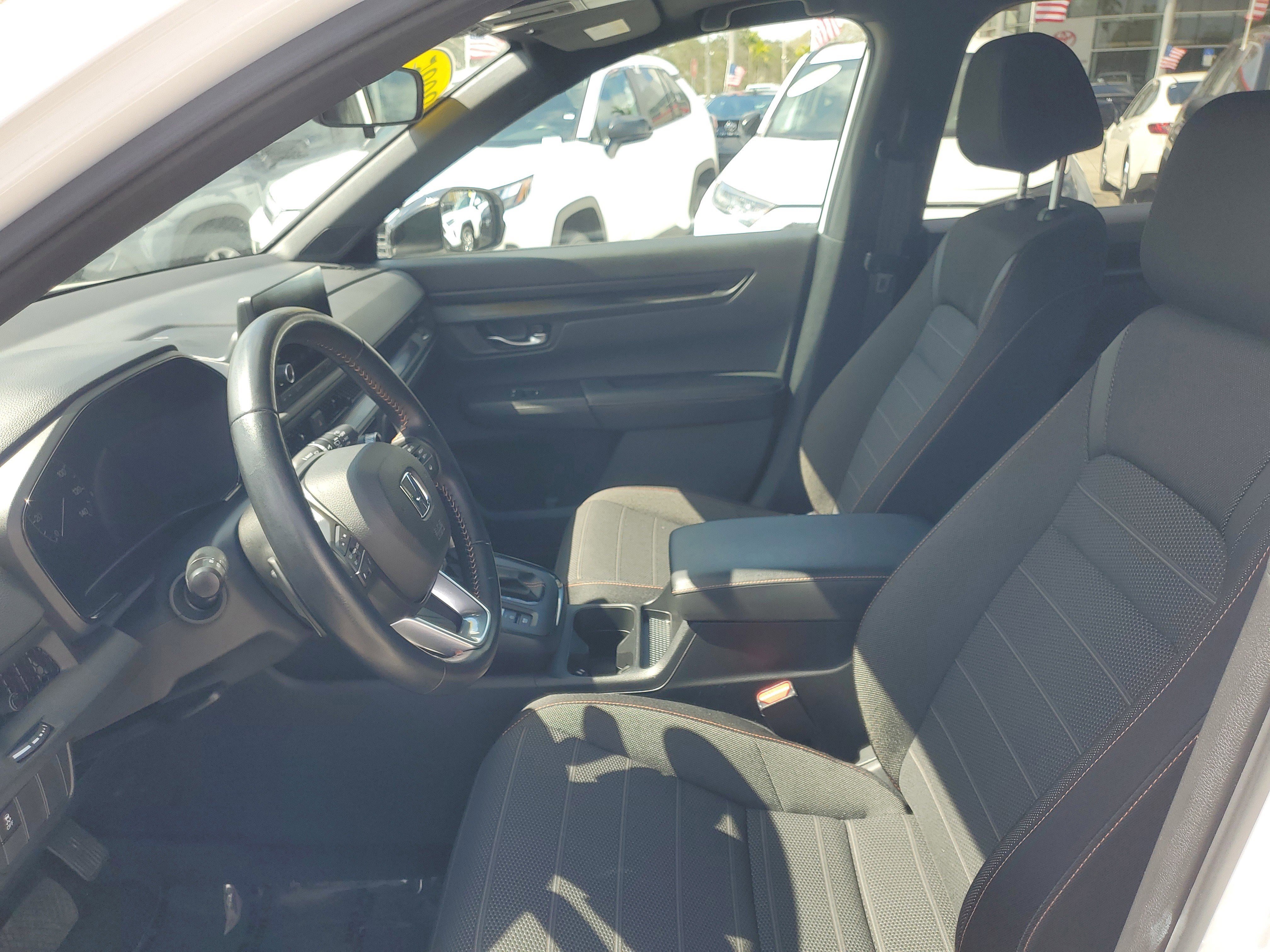 Used 2025 Honda CR-V Sport image 15