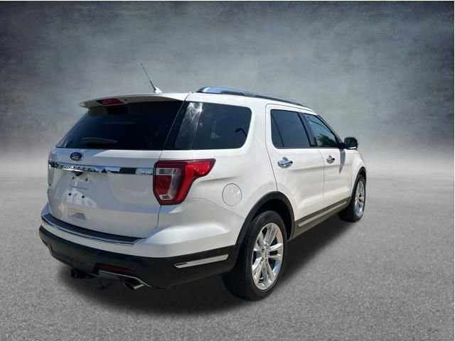 Used 2018 Ford Explorer Limited w/ Equipment Group 301A FWD image 7