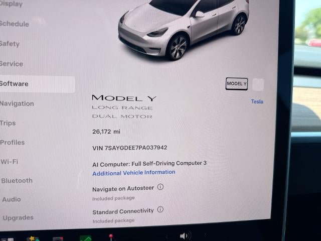 Used 2023 Tesla Model Y Long Range AWD/4WD image 12