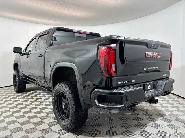 Used 2021 GMC Sierra 1500 AT4 w/ AT4 Premium Package image 5