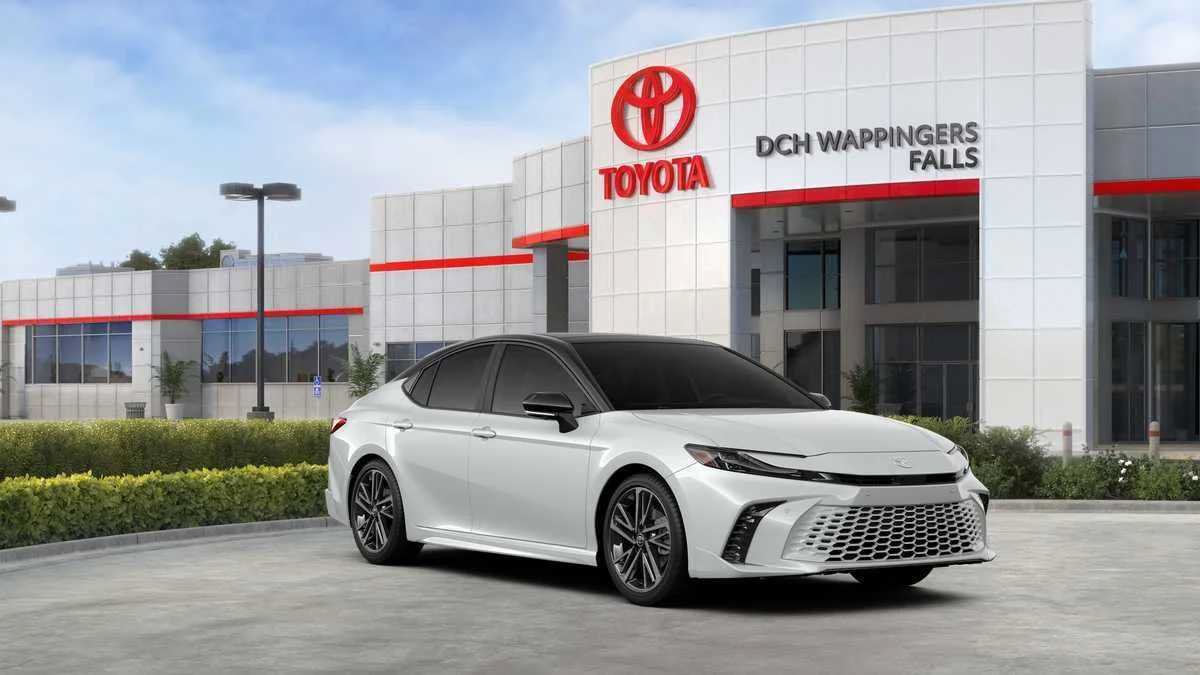 New 2026 Toyota Camry XSE w/ Premium Plus Package AWD/4WD image 17